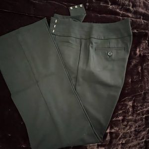 The Limited Cassidy fit 4 SHORT/lot of two!